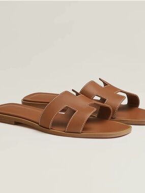 Hermès Oran Tan Brown Leather H Slide Sandals